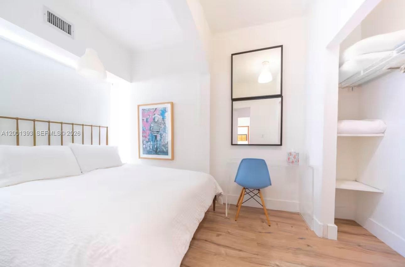 227 1st St # 7, Miami Beach FL 33139 — 11