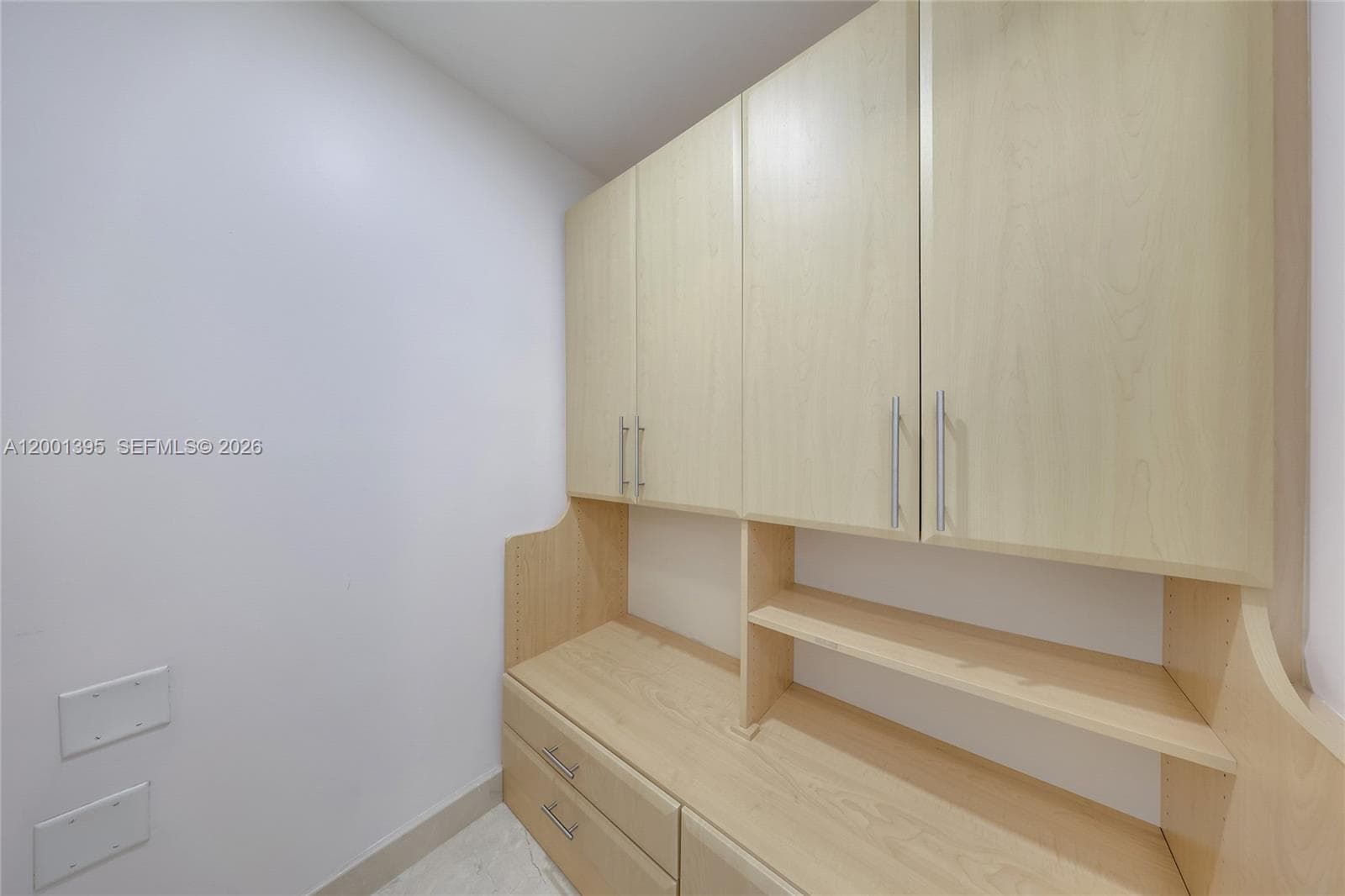 3131 NE 188th St # 808, Aventura FL 33180 — 17
