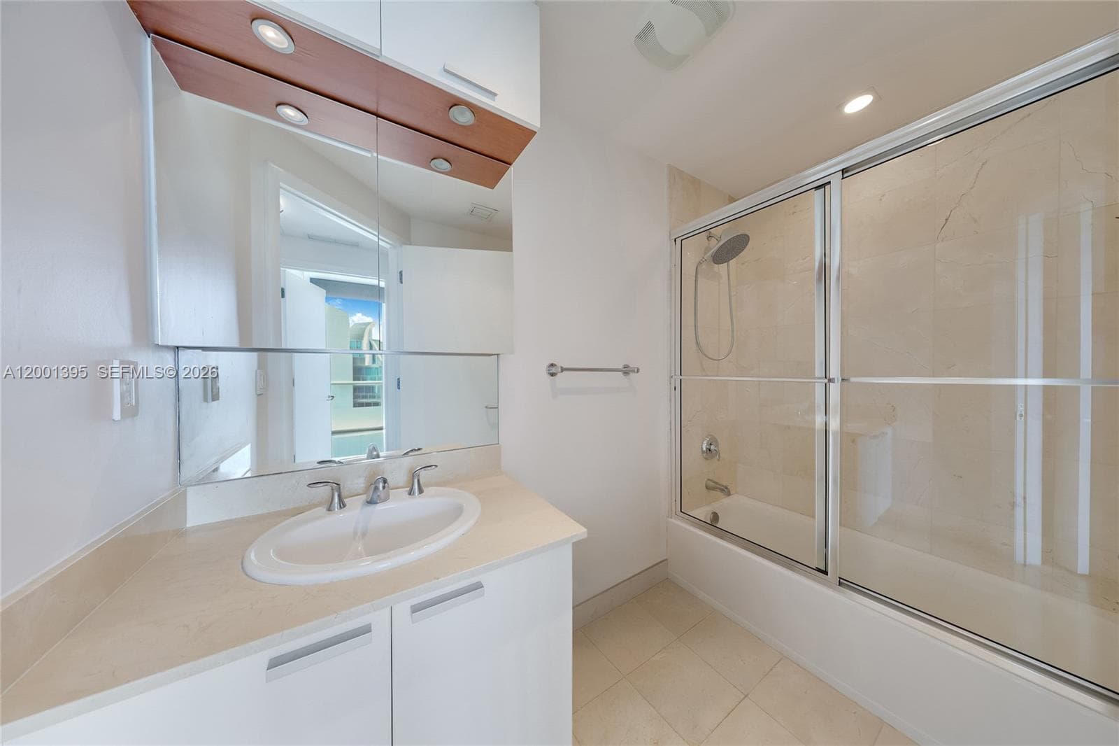 3131 NE 188th St # 808, Aventura FL 33180 — 14