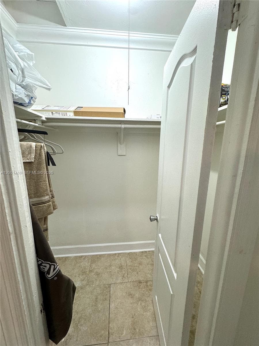 5530 NW Miami Ct, Miami FL 33127 — 27