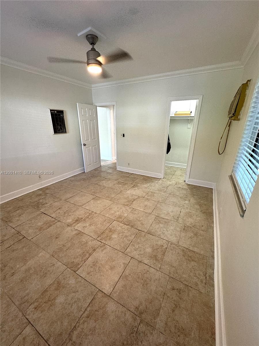 5530 NW Miami Ct, Miami FL 33127 — 25