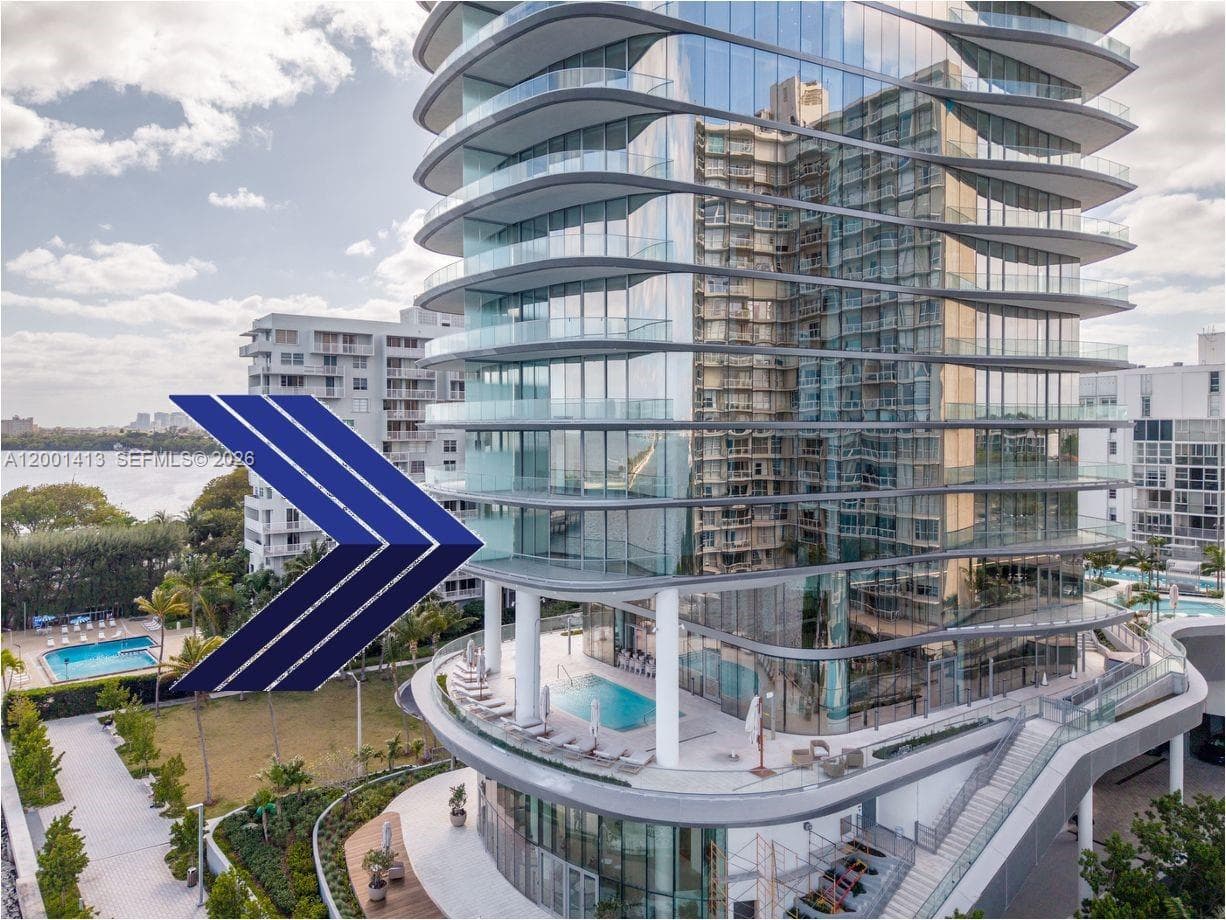 175 SE 25 Rd # 501, Miami FL 33129 — 42