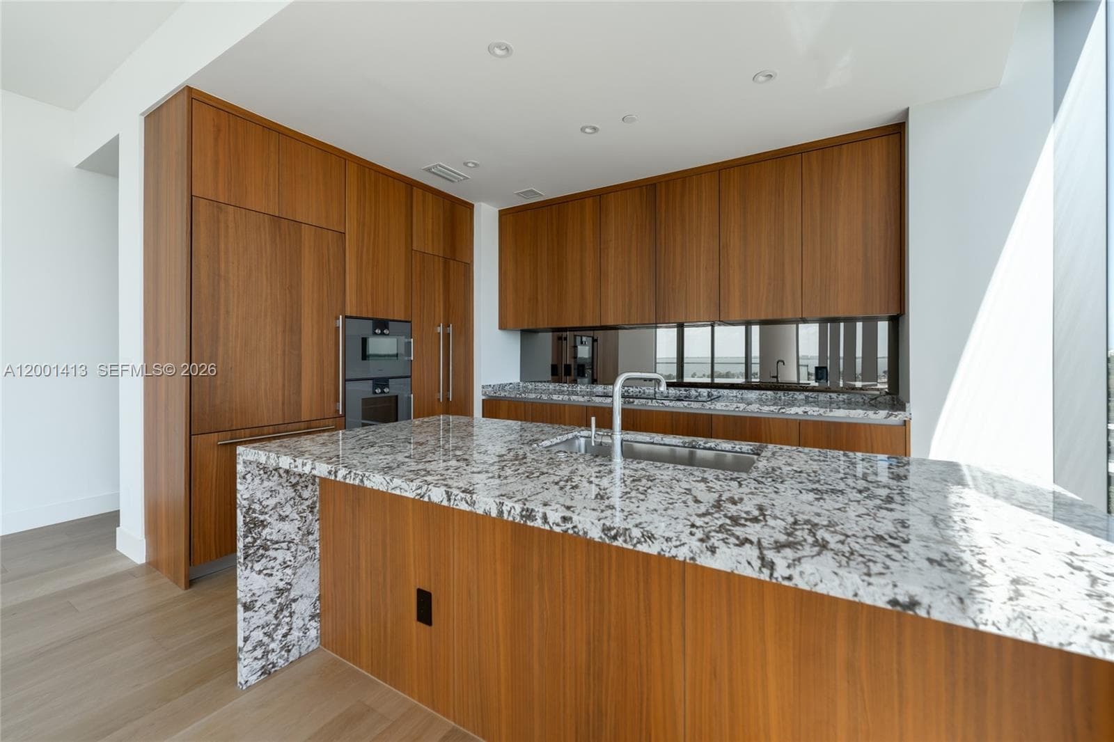 175 SE 25 Rd # 501, Miami FL 33129 — 17