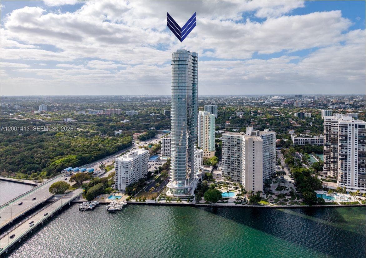 175 SE 25 Rd # 501, Miami FL 33129 — 37