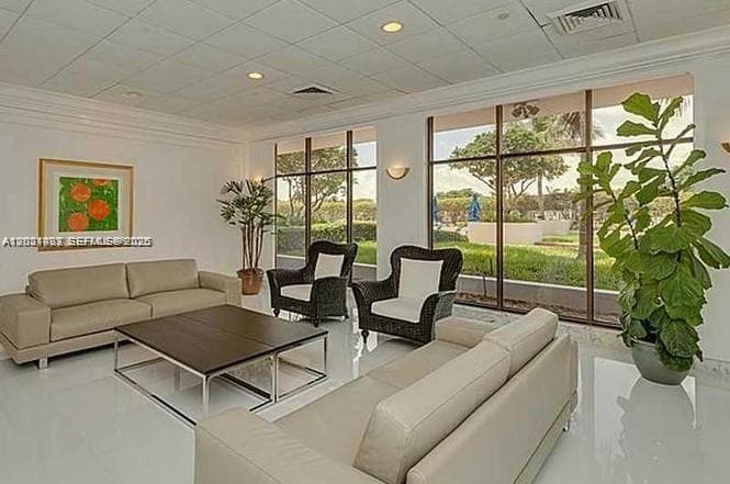 5700 Collins Ave # 4N, Miami Beach FL 33140 — 2
