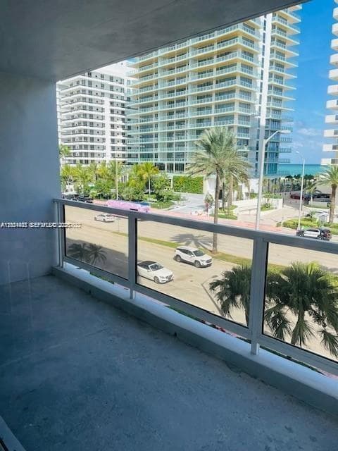 5700 Collins Ave # 4N, Miami Beach FL 33140 — 36