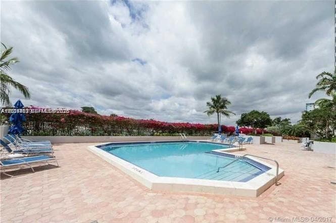 5700 Collins Ave # 4N, Miami Beach FL 33140 — 30