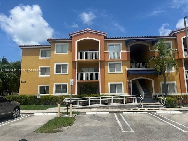 Breeze Of Galloway Condo, Cutler Bay, FL — 8