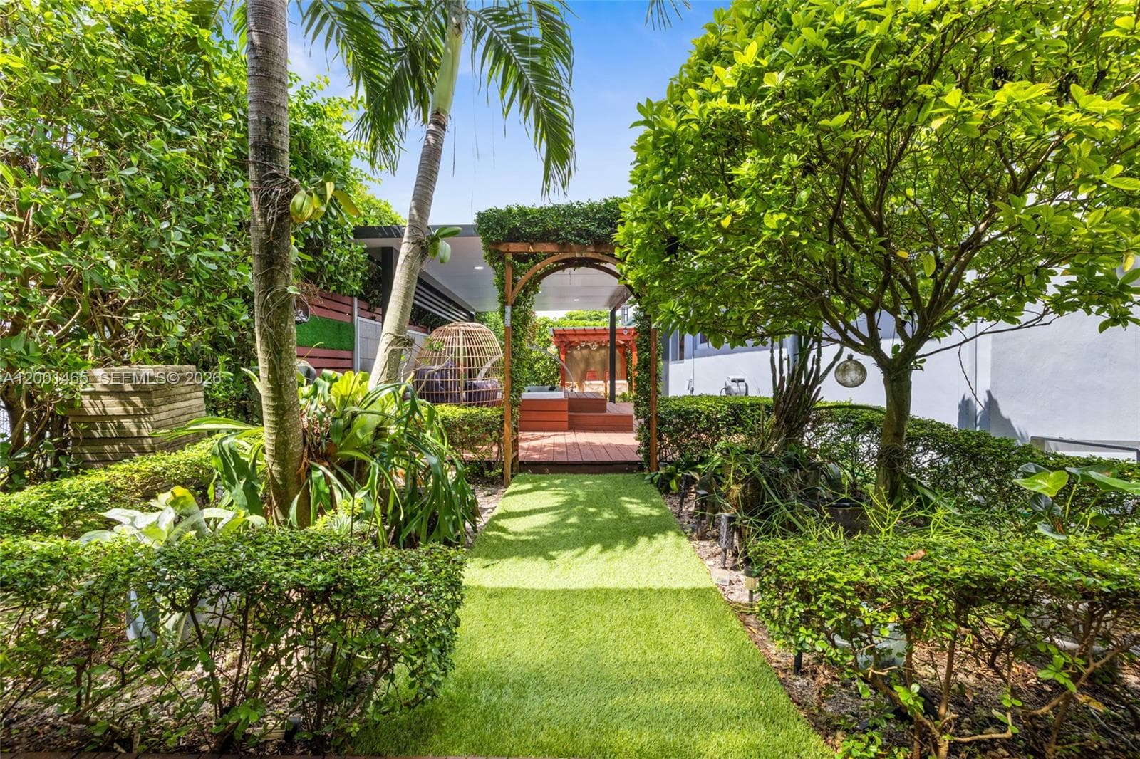 2121 Red Rd # 0, Coral Gables FL 33155 — 26