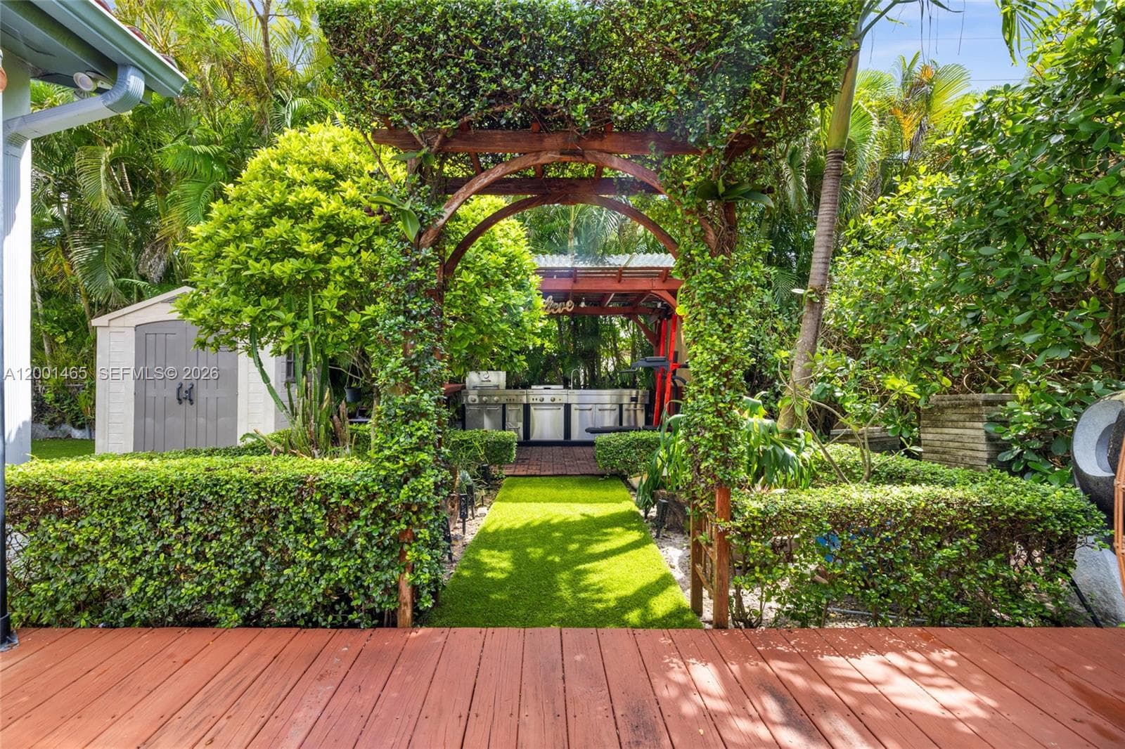 2121 Red Rd # 0, Coral Gables FL 33155 — 22