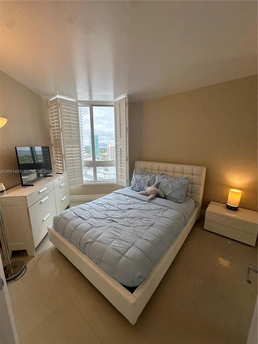 6365 Collins Ave # 1703, Miami Beach FL 33141 — 13