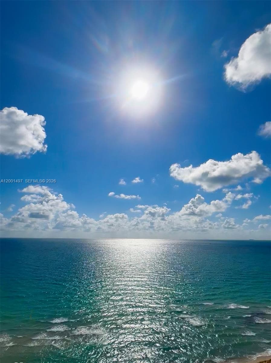 6365 Collins Ave # 1703, Miami Beach FL 33141 — 17