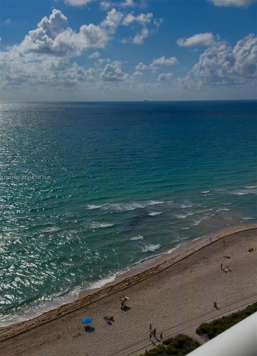 6365 Collins Ave # 1703, Miami Beach FL 33141 — 22