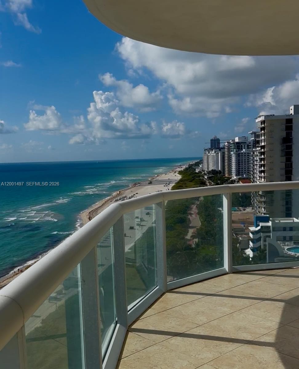 6365 Collins Ave # 1703, Miami Beach FL 33141 — 19