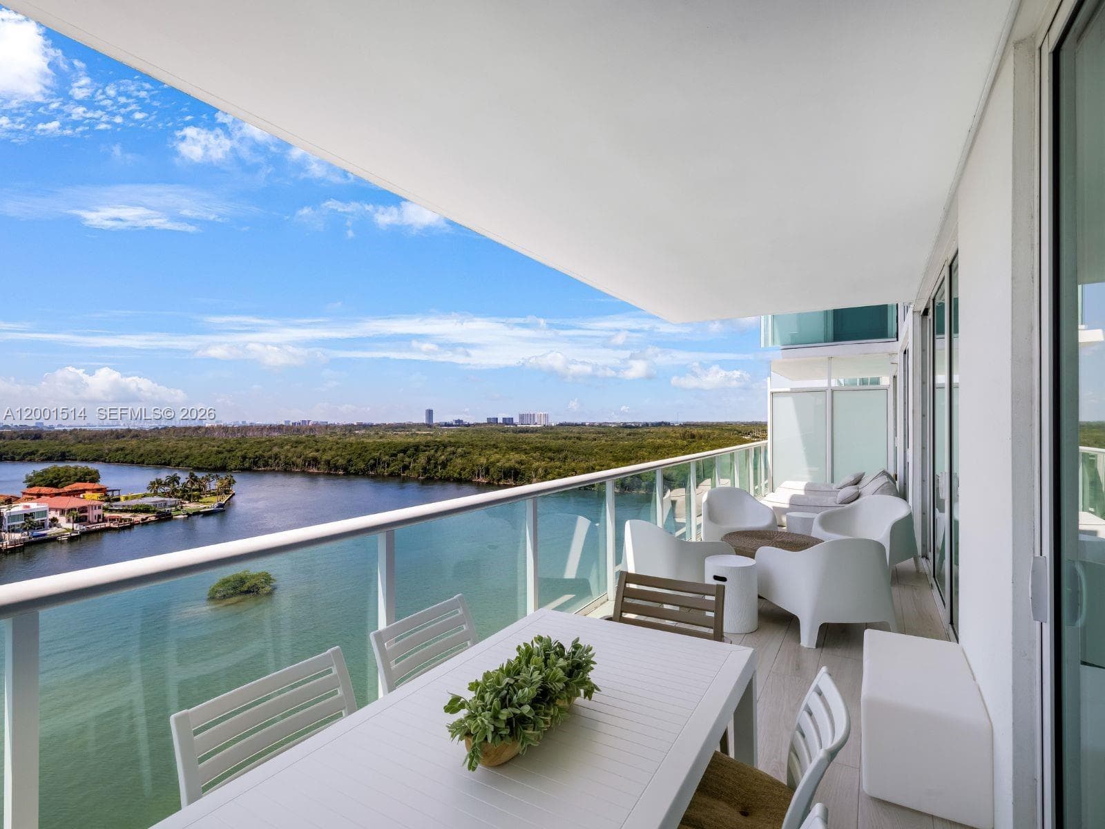 400 Sunny Isles Blvd # 1416, Sunny Isles Beach FL 33160 — 32