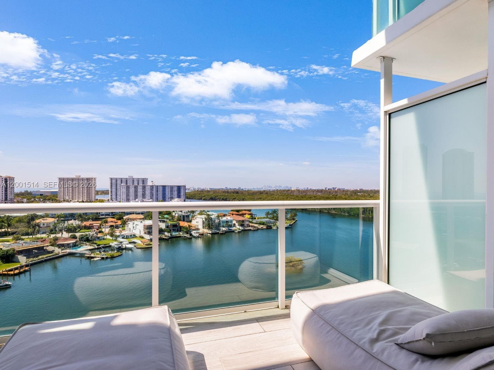 400 Sunny Isles Blvd # 1416, Sunny Isles Beach FL 33160 — 31