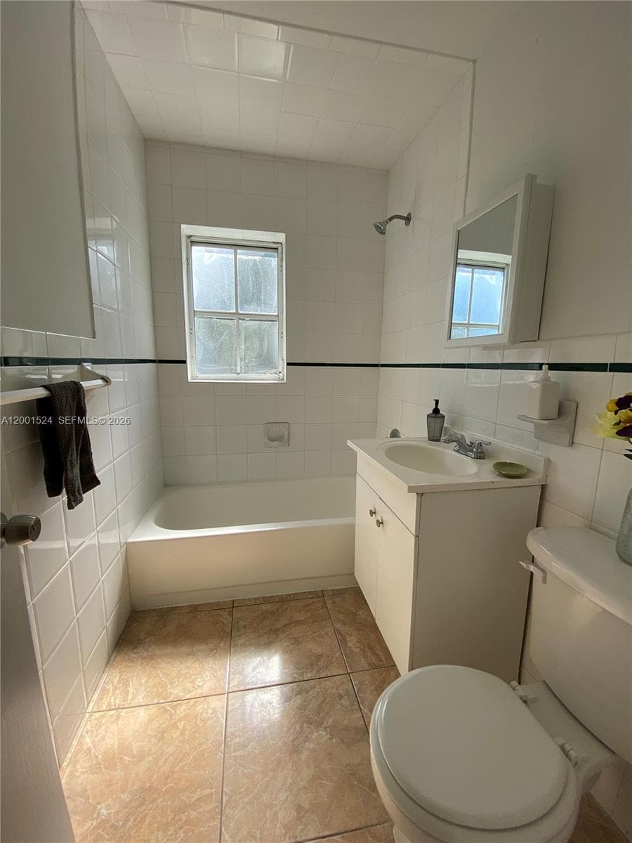 9870 Nicaragua Dr # 9870, Cutler Bay FL 33189 — 14