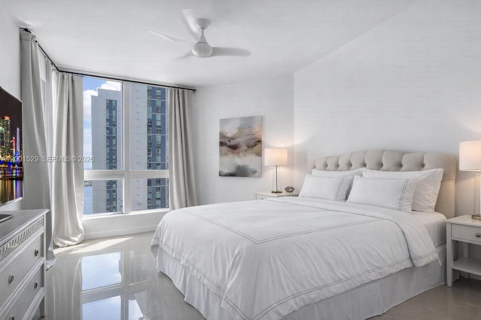 300 S Biscayne Blvd # 2416, Miami FL 33131 — 9