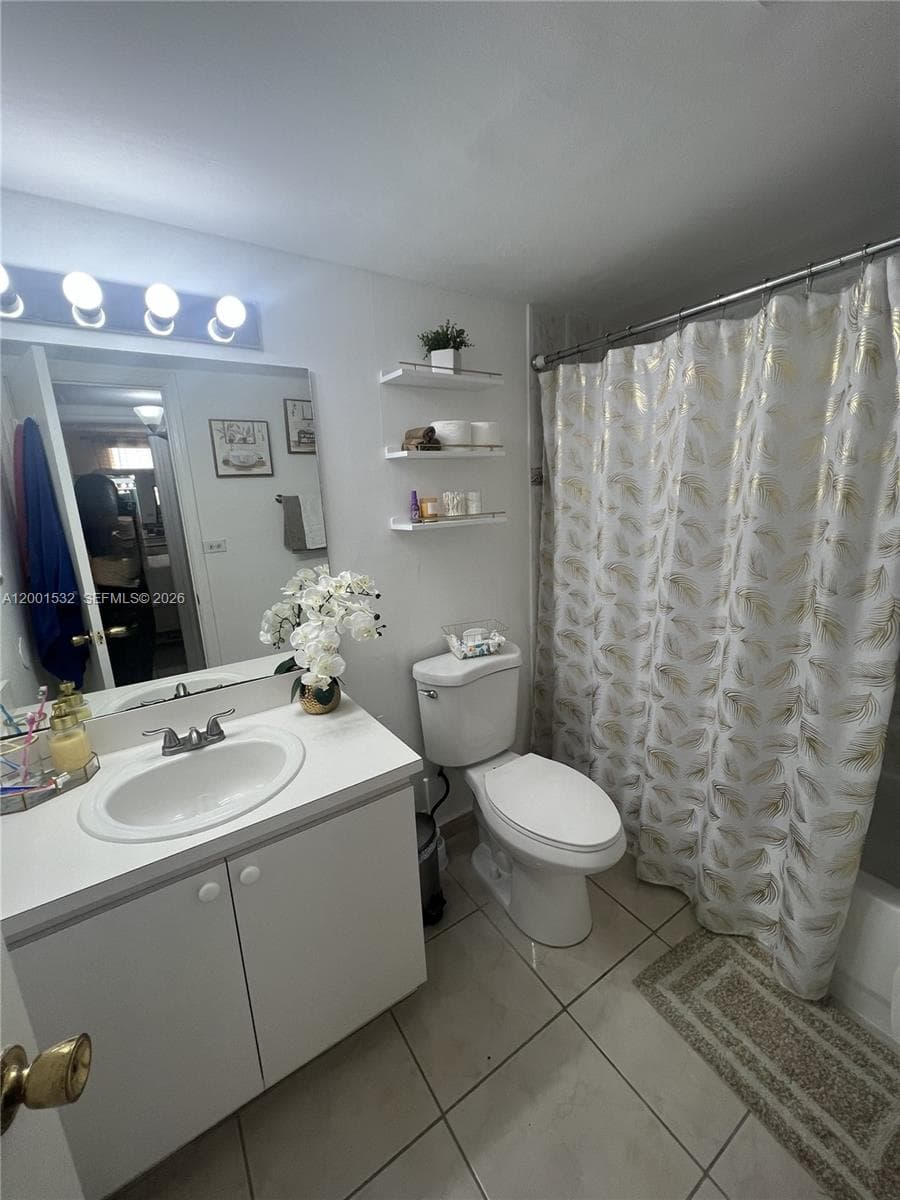 666 W 81st St # 407, Hialeah FL 33014 — 7