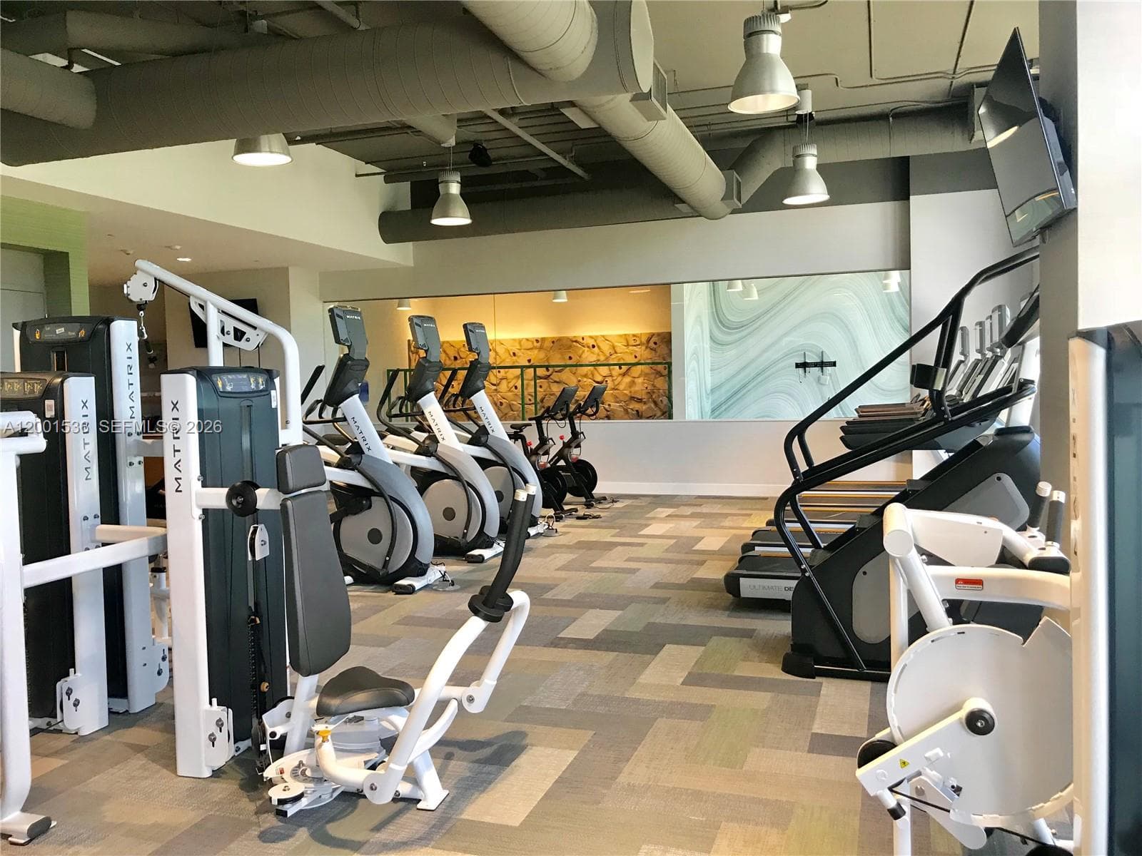 16385 Biscayne Blvd. # 1902, North Miami Beach FL 33160 — 19