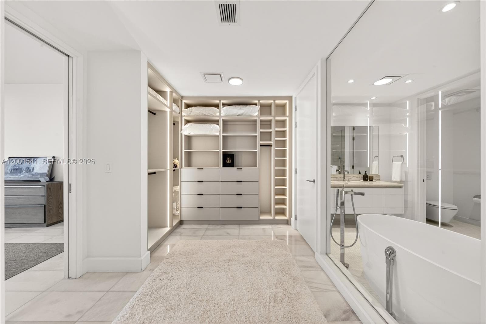 700 NE 26 Ter # 3602, Miami FL 33137 — 40
