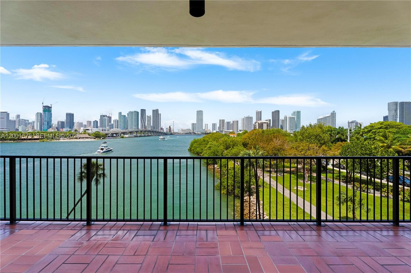 1000 Venetian Way # 408, Miami FL 33139 — 2