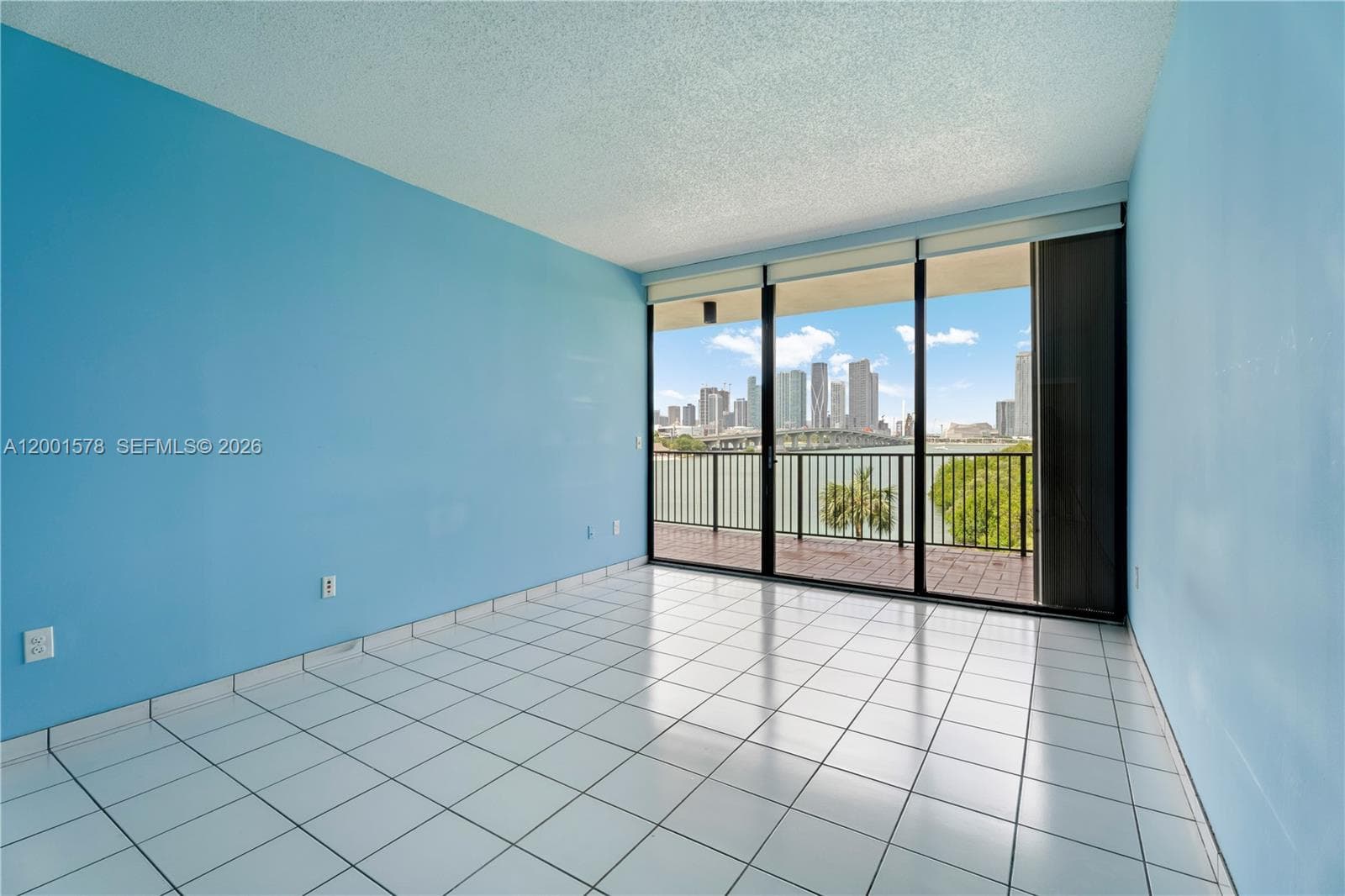 1000 Venetian Way # 408, Miami FL 33139 — 16