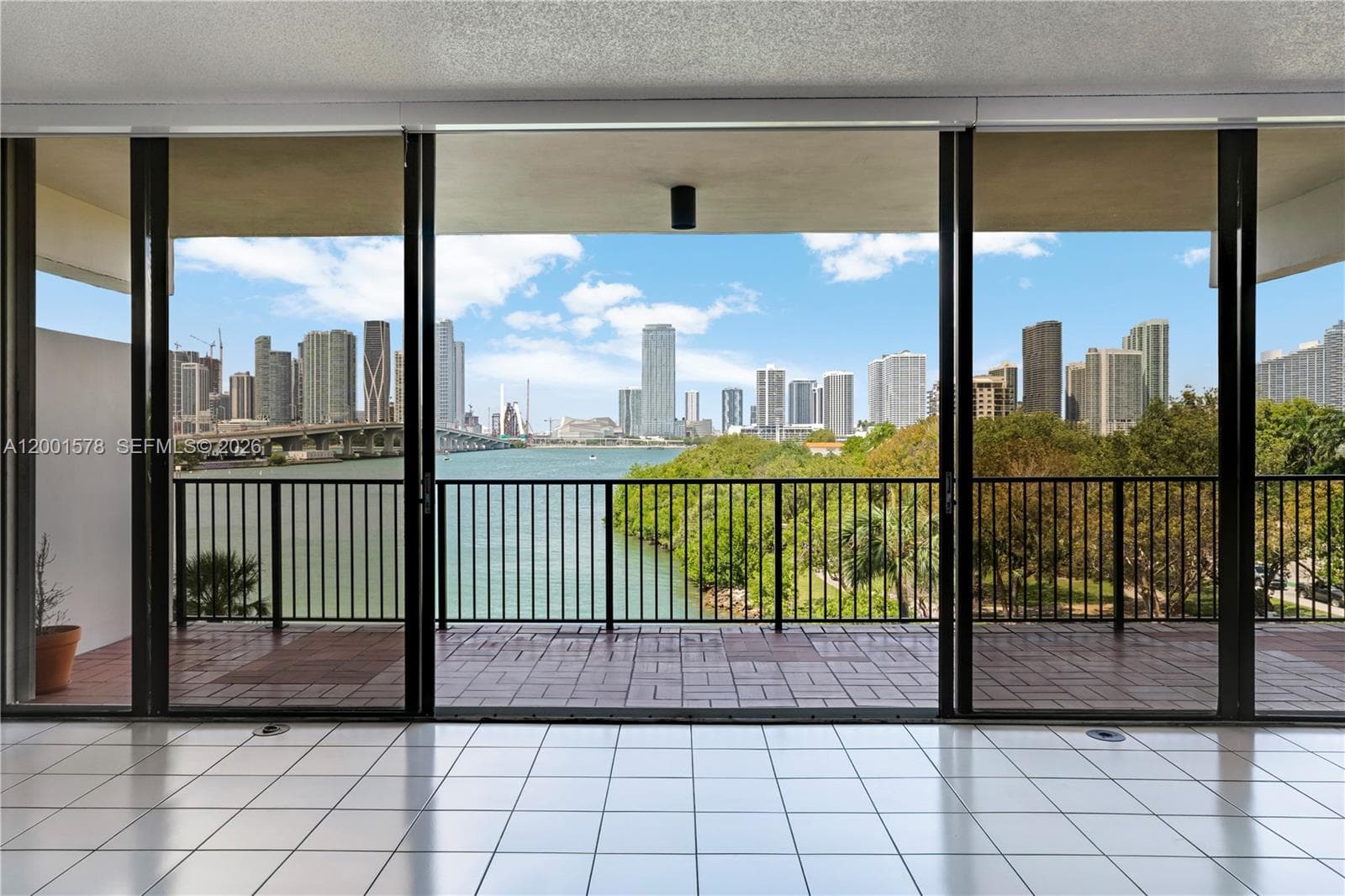 1000 Venetian Way # 408, Miami FL 33139 — 5