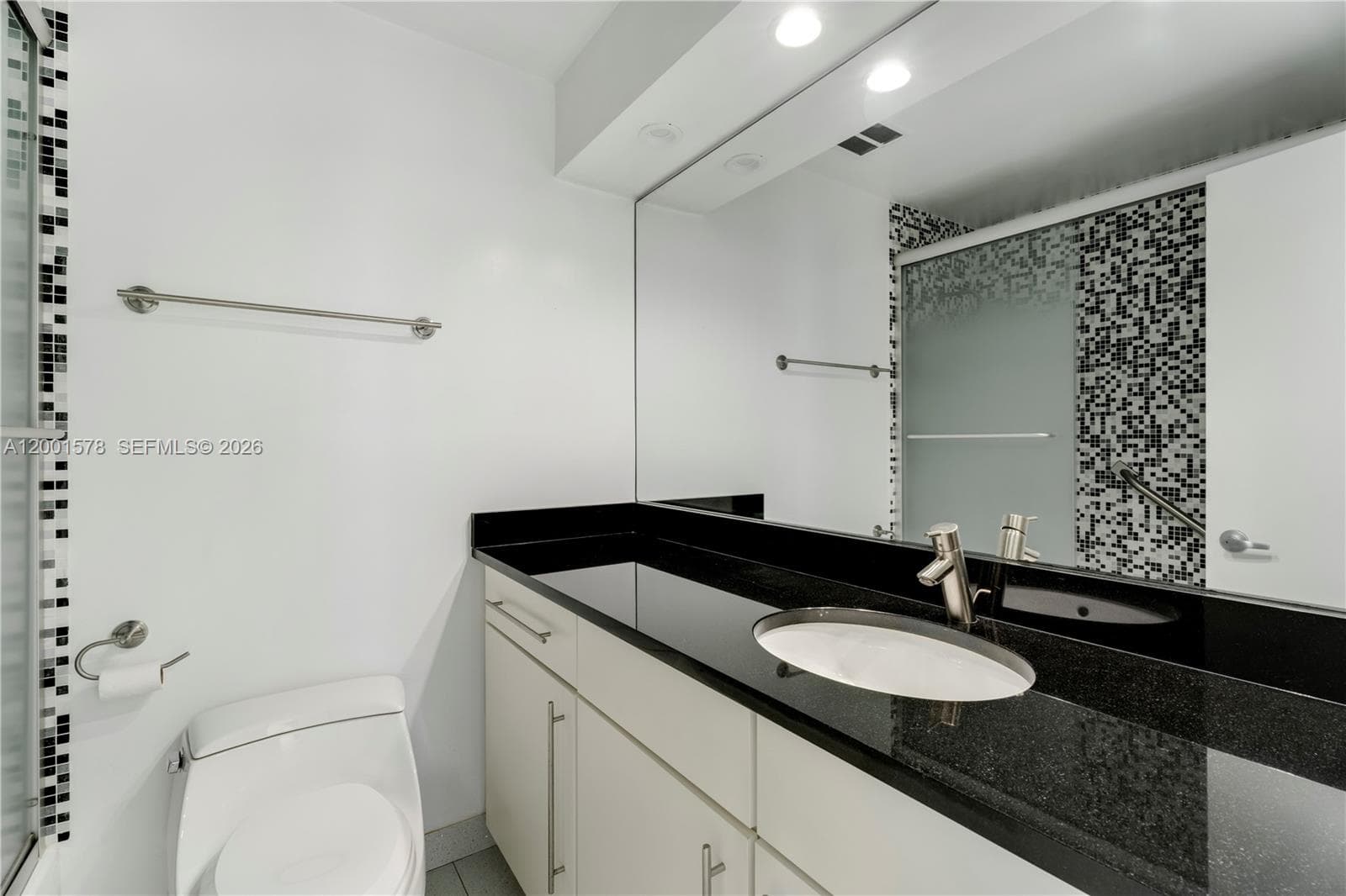 1000 Venetian Way # 408, Miami FL 33139 — 18