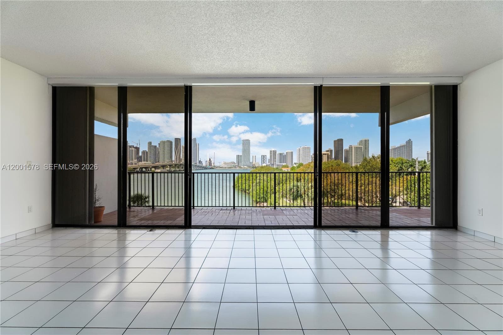1000 Venetian Way # 408, Miami FL 33139 — 11