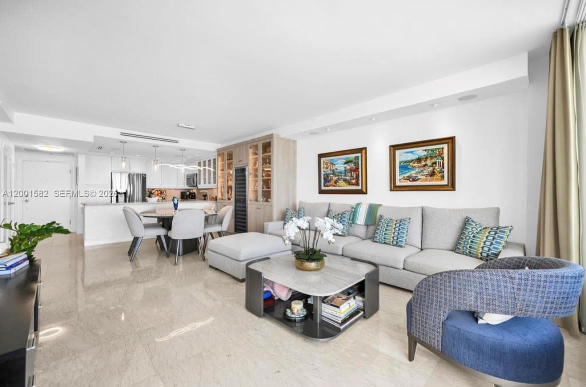 5601 Collins Ave # 903, Miami Beach FL 33140 — 5