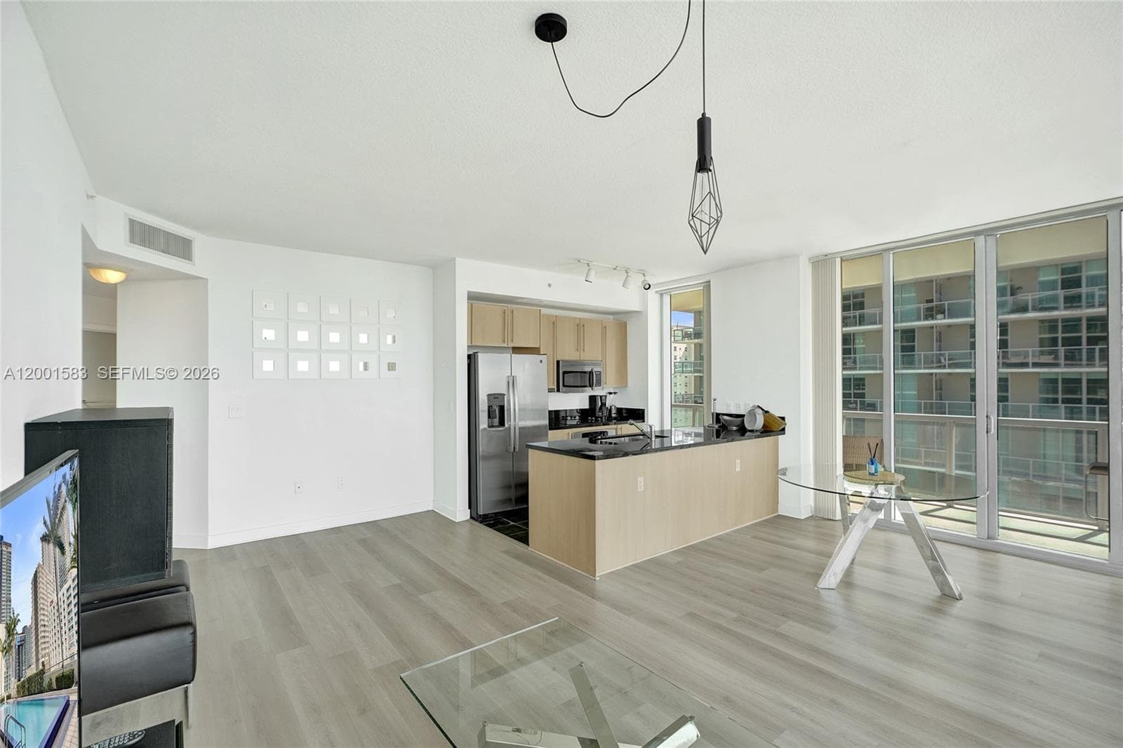 1111 SW 1st Ave, Miami FL 33130 — 16
