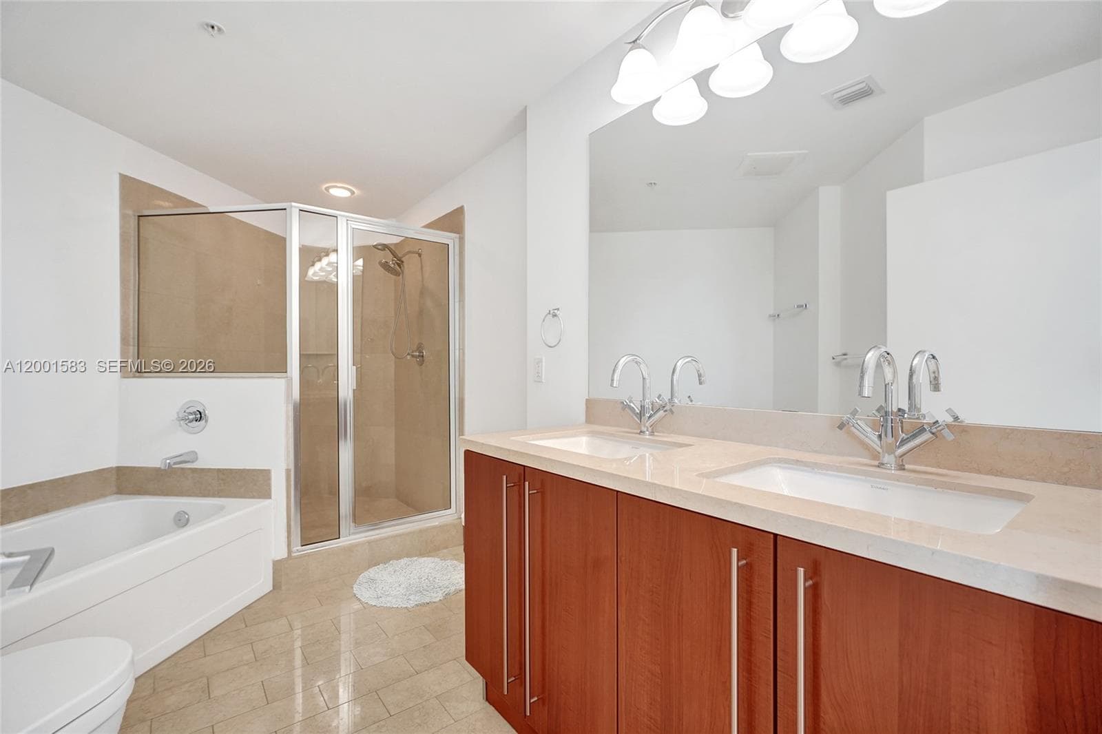 1111 SW 1st Ave, Miami FL 33130 — 21