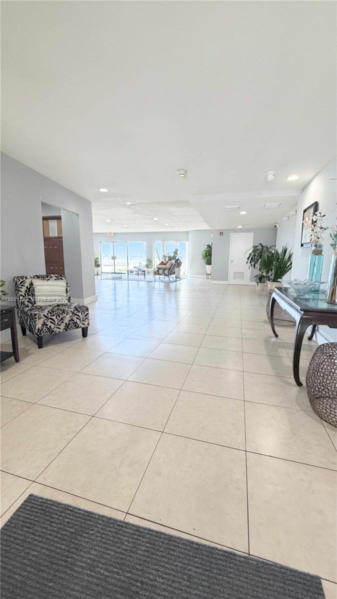 1880 S Treasure Dr # 3A, North Bay Village FL 33141 — 21