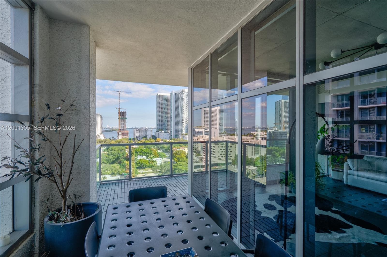 3301 NE 1st Ave # H1215, Miami FL 33137 — 17