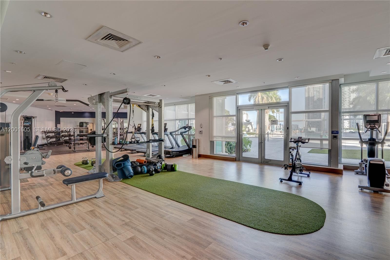 3301 NE 1st Ave # H1215, Miami FL 33137 — 31