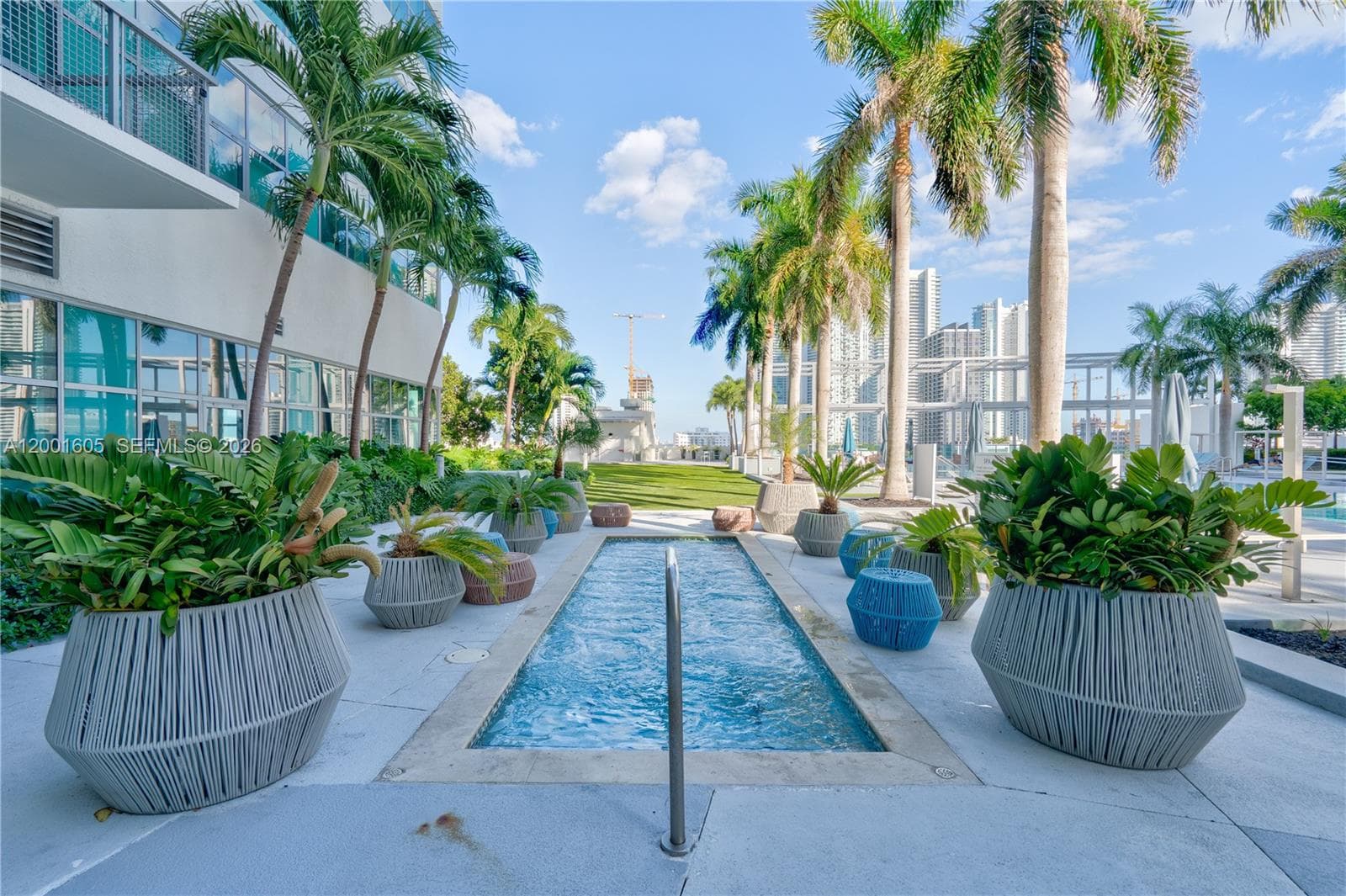 3301 NE 1st Ave # H1215, Miami FL 33137 — 25