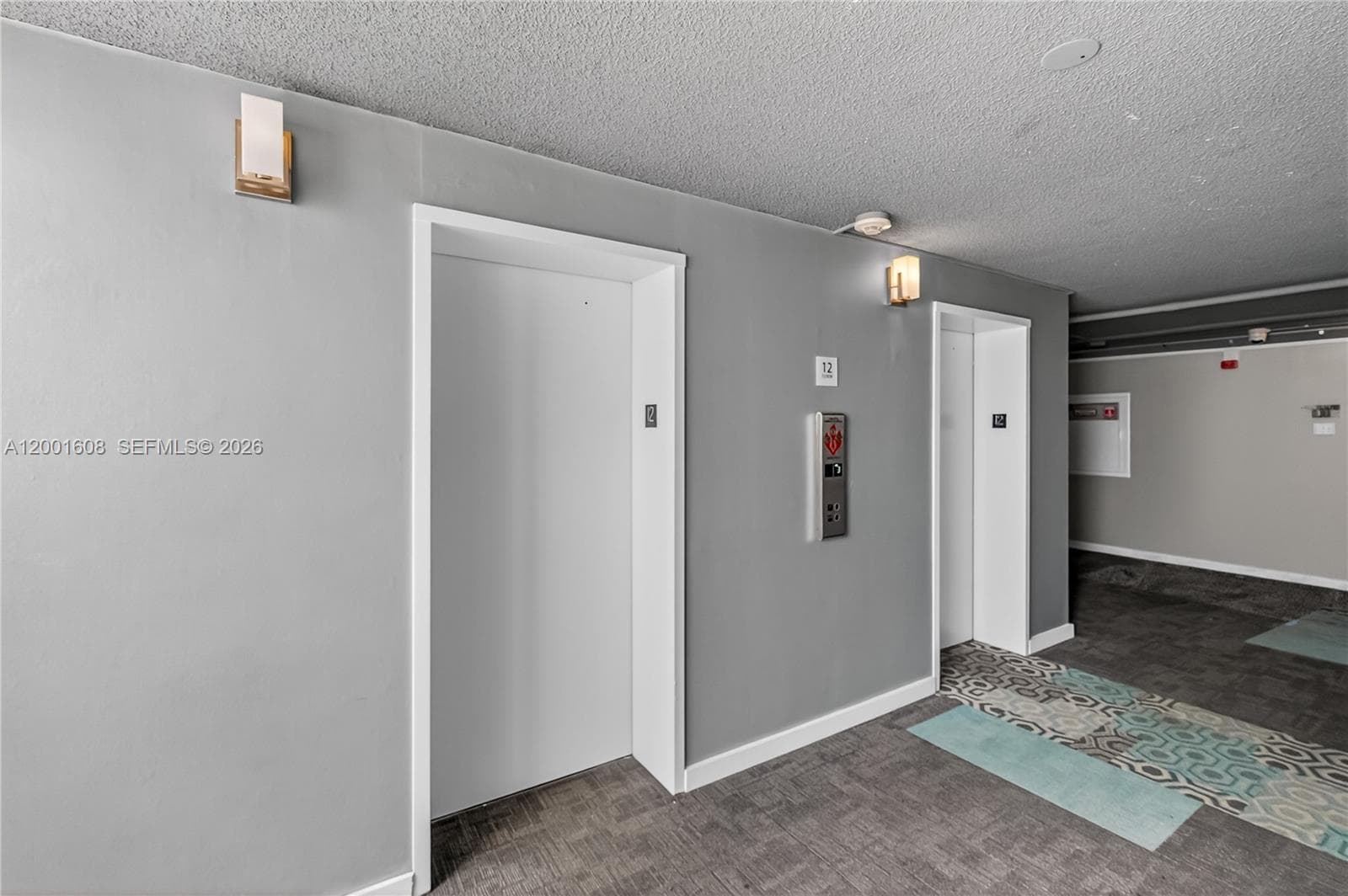 600 NE 36th St # 1220, Miami FL 33137 — 32