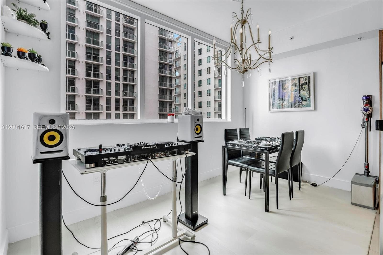 253 NE 2nd St # 1608, Miami FL 33132 — 12
