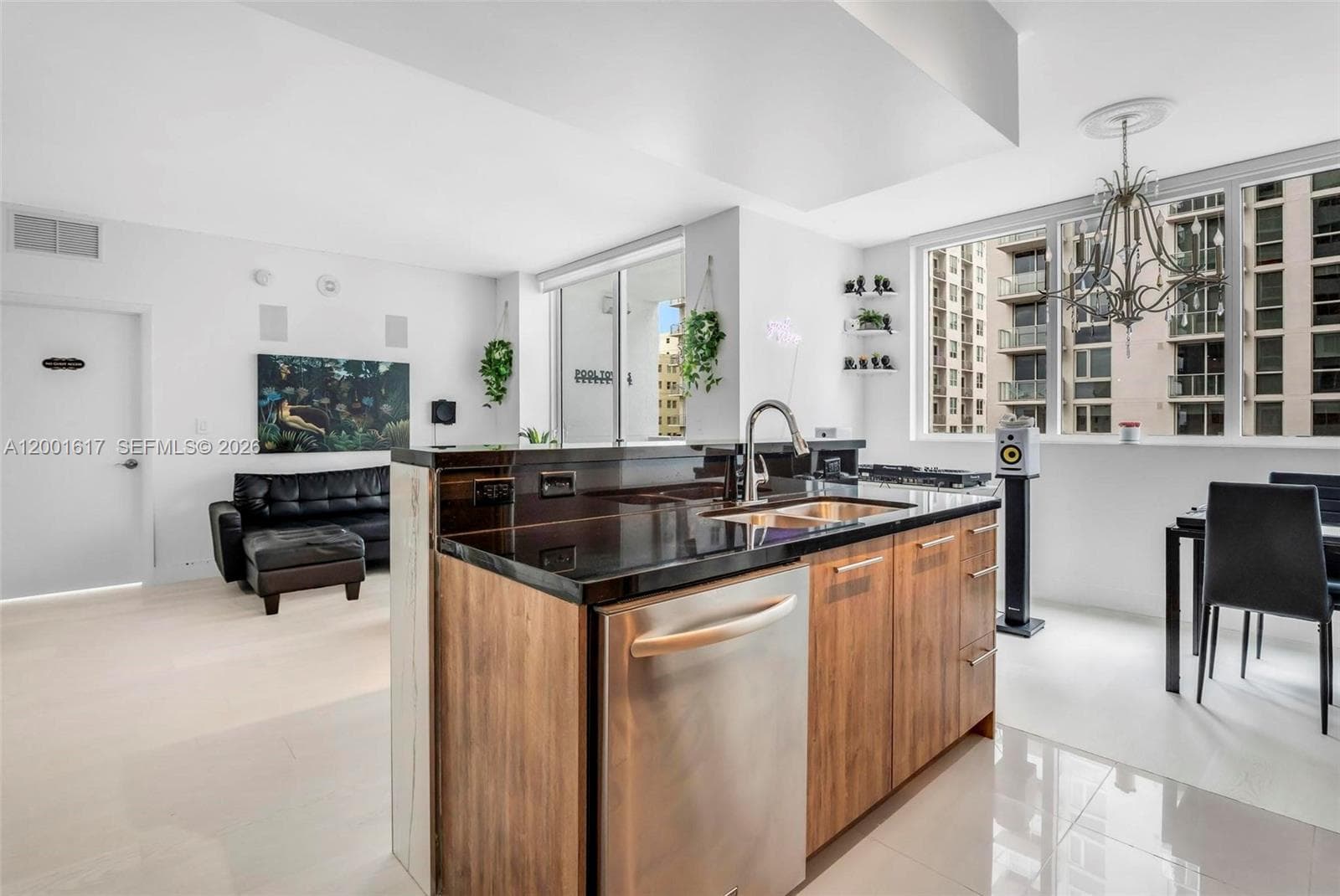 253 NE 2nd St # 1608, Miami FL 33132 — 7
