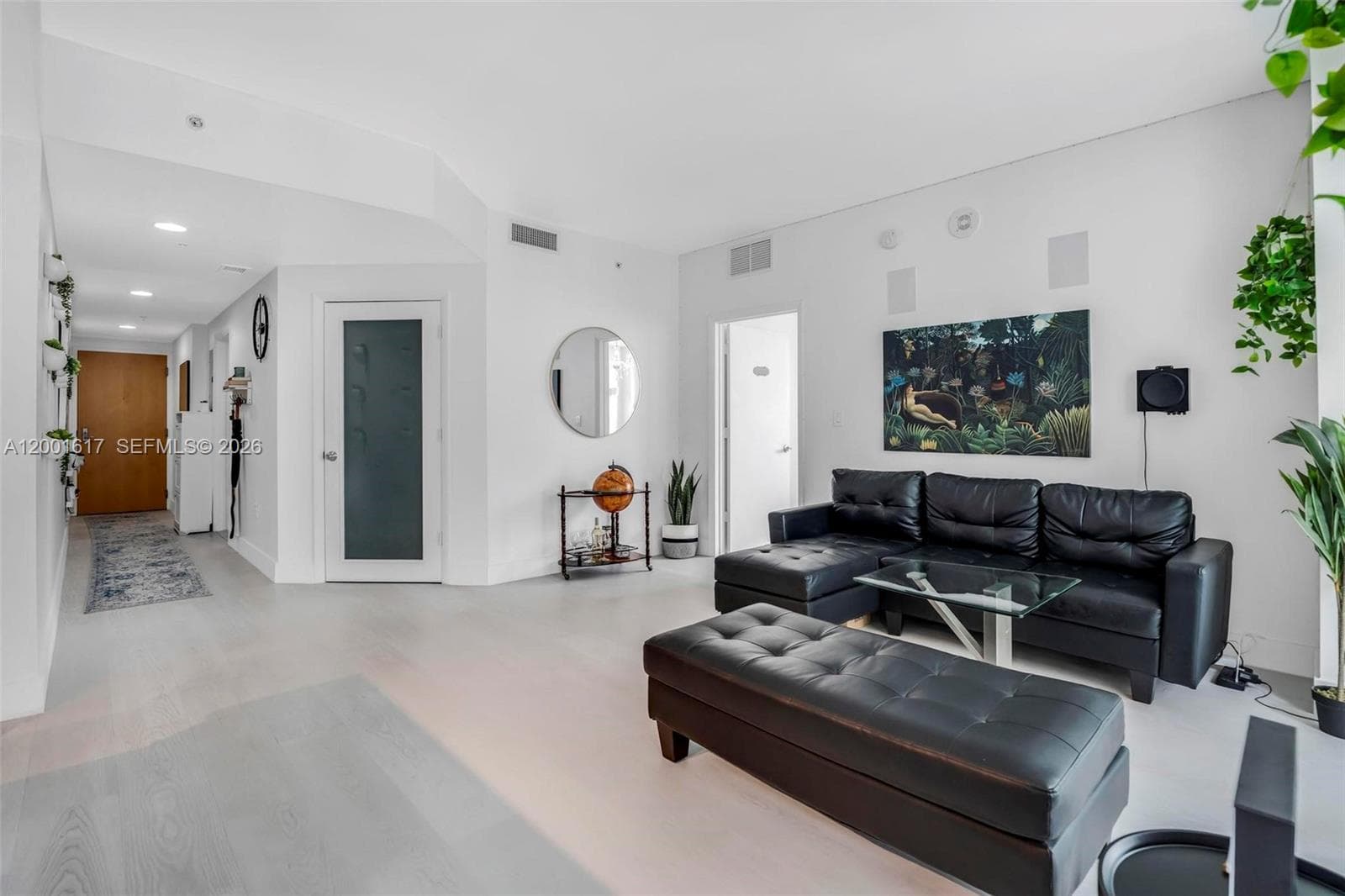 253 NE 2nd St # 1608, Miami FL 33132 — 9