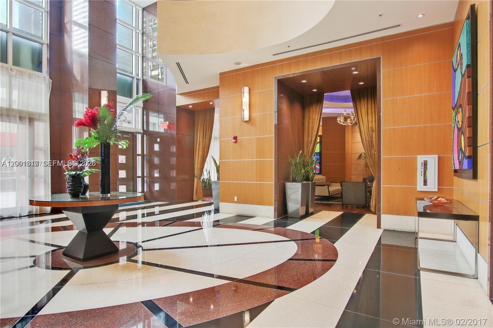 253 NE 2nd St # 1608, Miami FL 33132 — 34