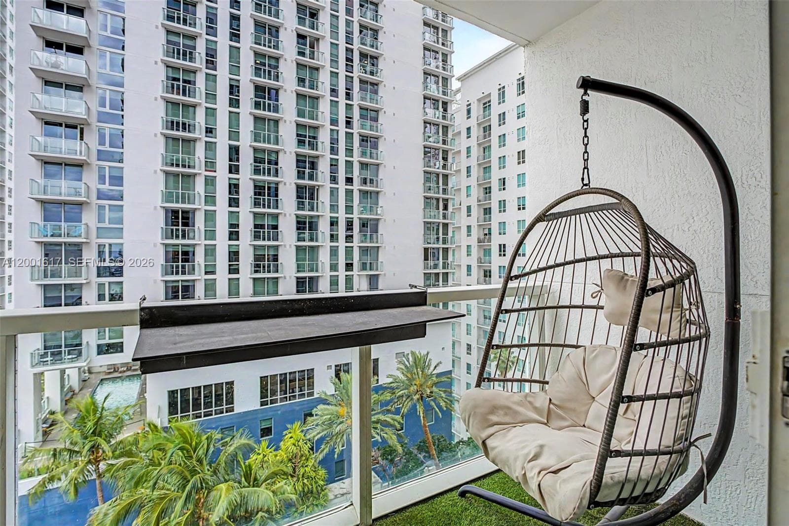 253 NE 2nd St # 1608, Miami FL 33132 — 14