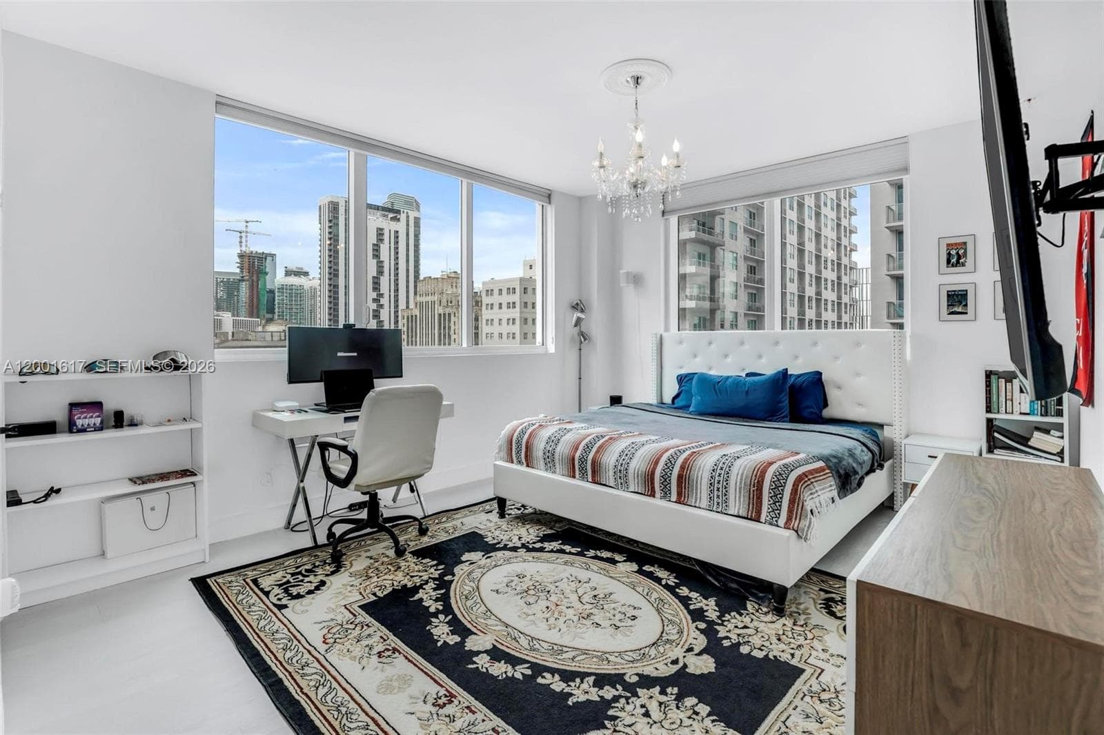 253 NE 2nd St # 1608, Miami FL 33132 — 15