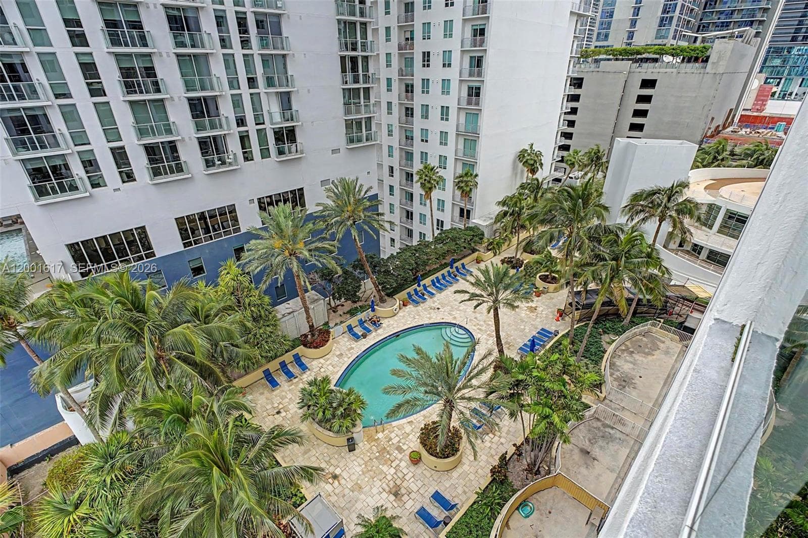 253 NE 2nd St # 1608, Miami FL 33132 — 29