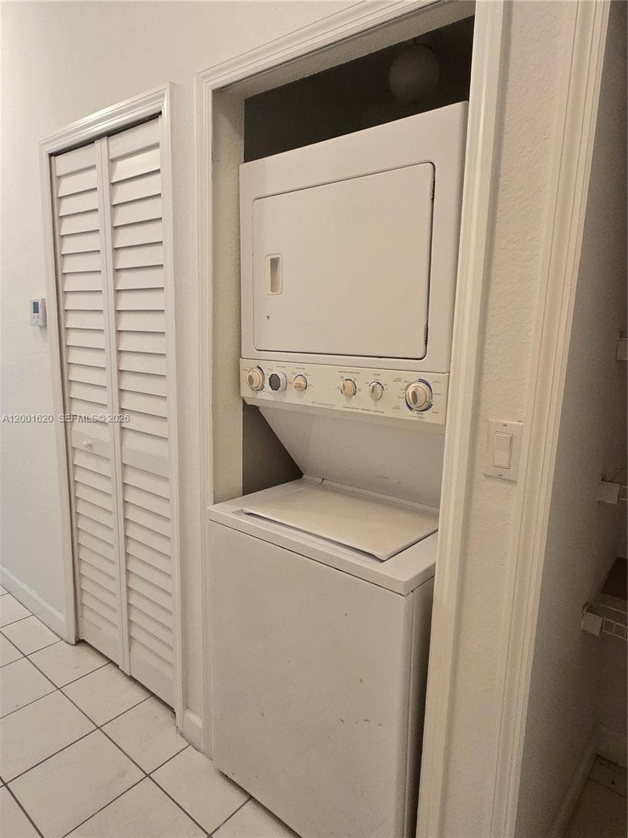 2731 SE 17th Ave # 210, Homestead FL 33035 — 10