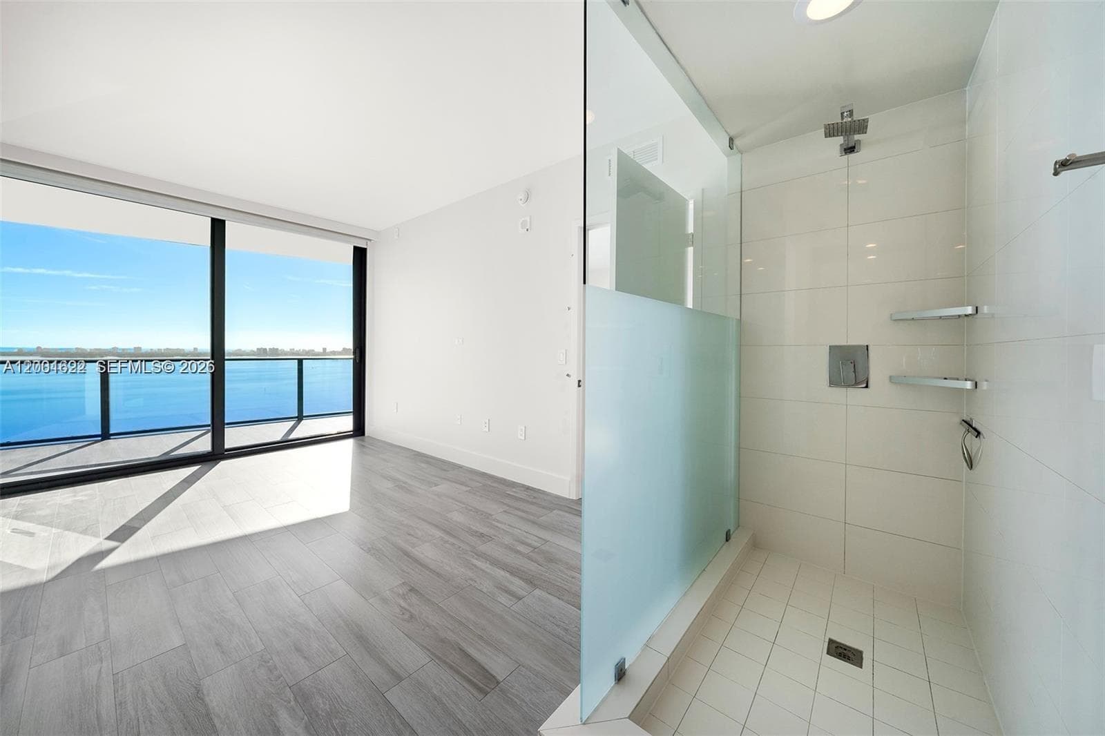460 NE 28th St # 2707, Miami FL 33137 — 10