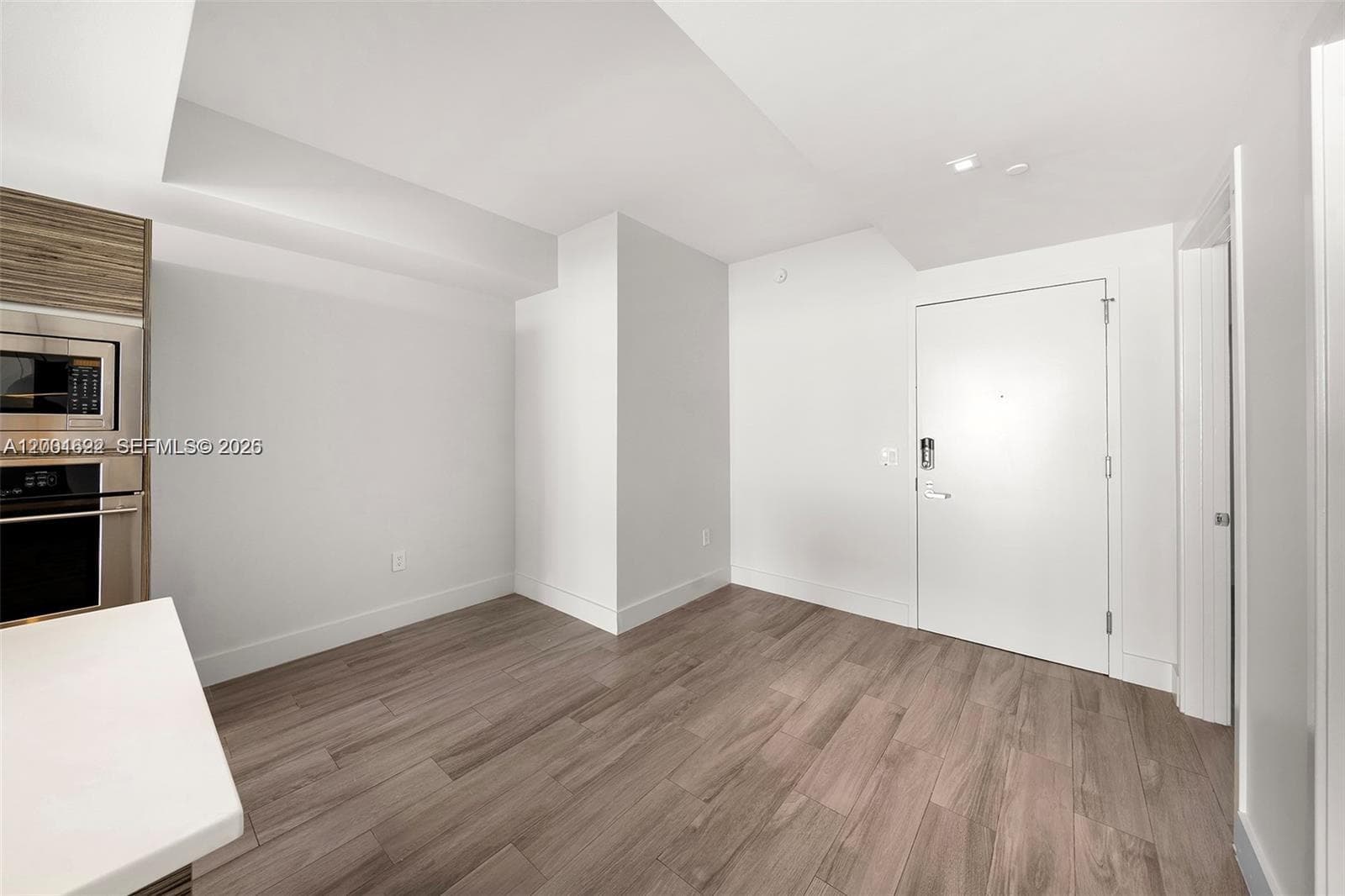 460 NE 28th St # 2707, Miami FL 33137 — 19