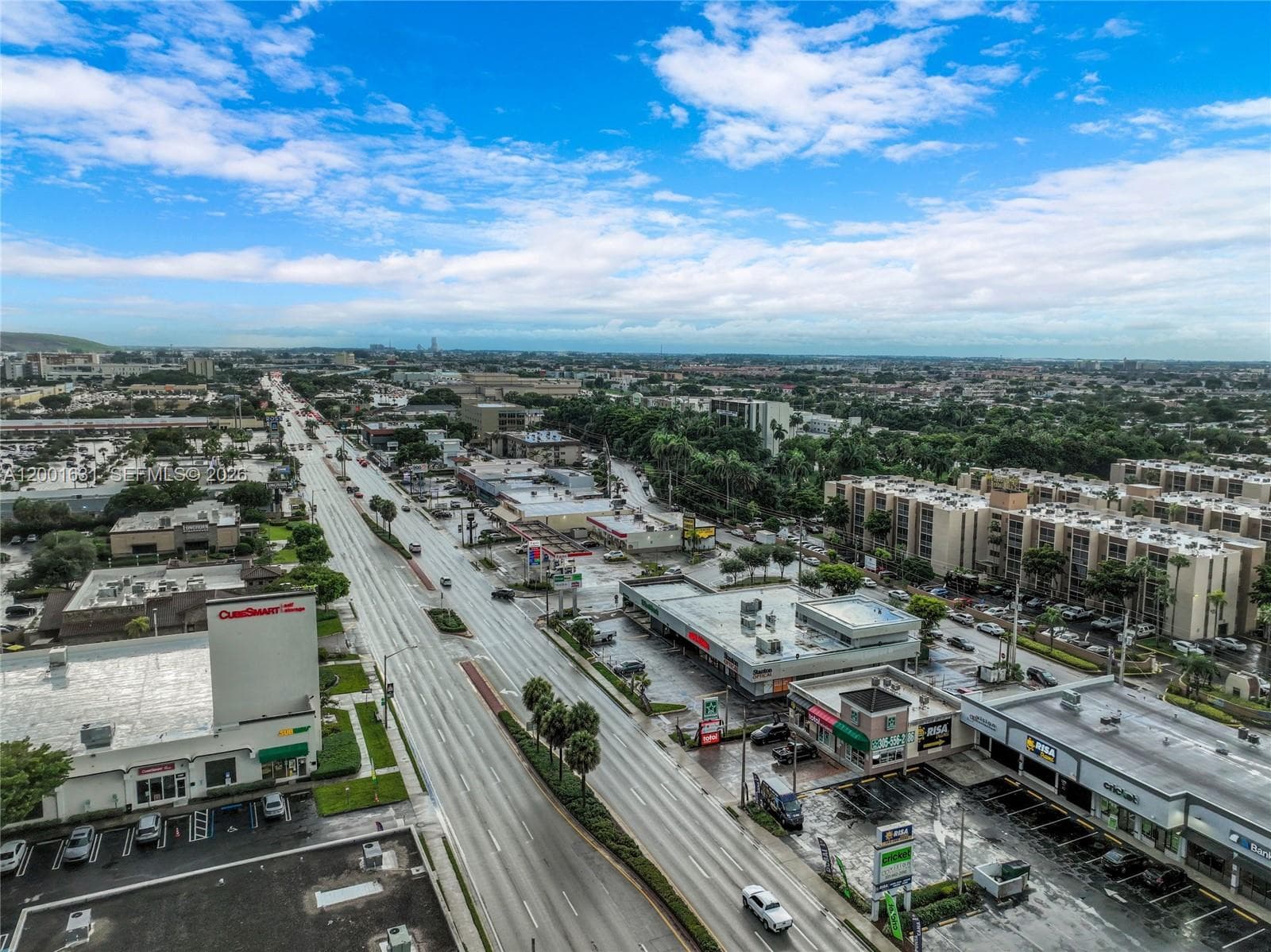 1305 W 53rd St # 429, Hialeah FL 33012 — 27