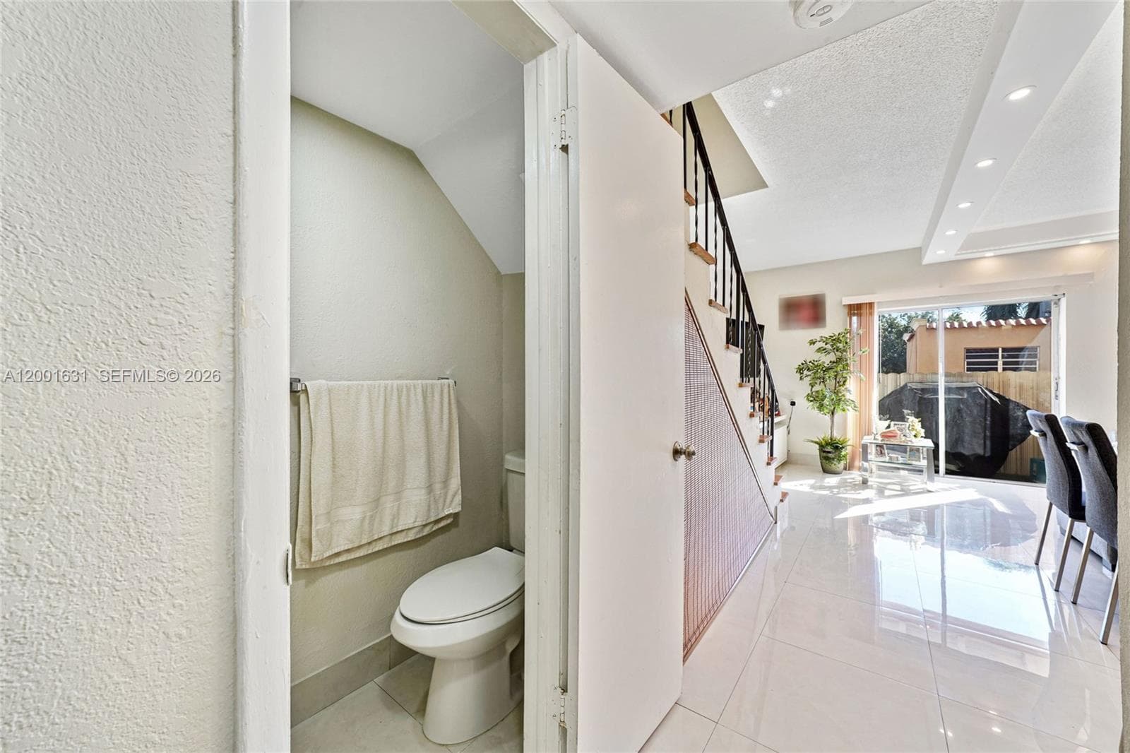1305 W 53rd St # 429, Hialeah FL 33012 — 3